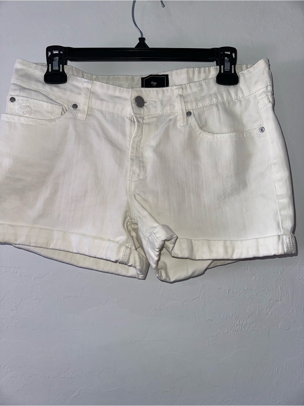 GAP off white Denim Mid-Rise Jean Shorts